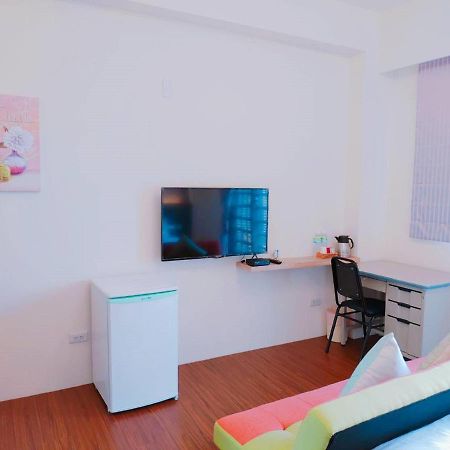 Light Travel Apartment Луодонг Екстериор снимка